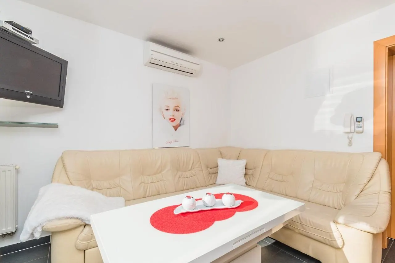 Apartment Crikvenica, Vinodol 7 Sopaljska 0*,